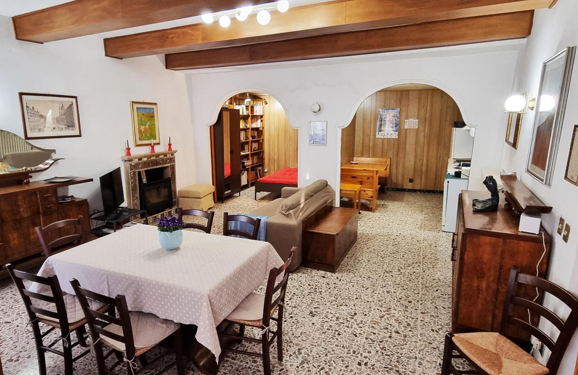 Appartamento Il Grillo Fossato di Vico Dış mekan fotoğraf